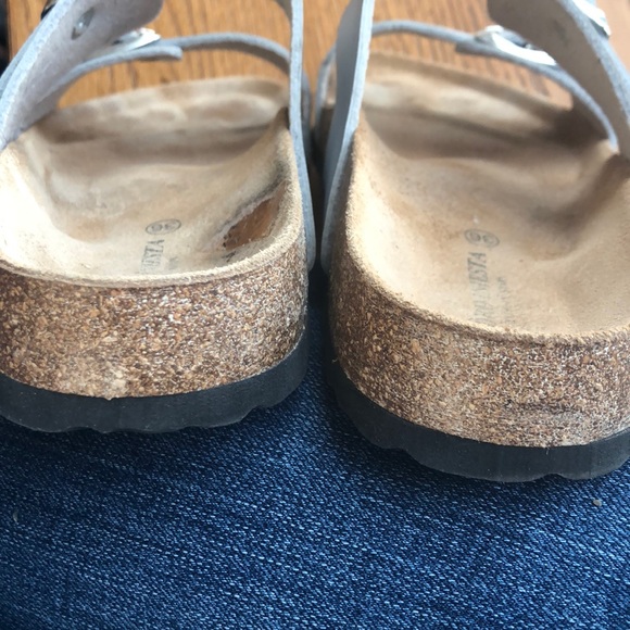 Silver sandals! - Picture 4 of 5